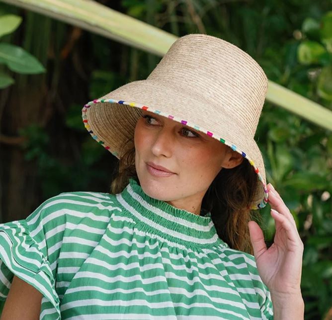 Sunshine Tienda Roselia Palm Bucket Hat