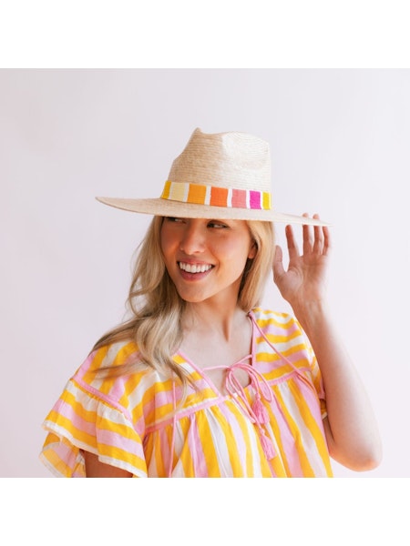 Sunshine Tienda Daisy Palm Hat