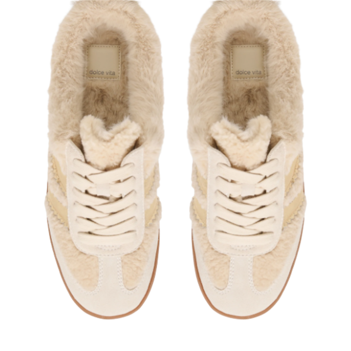 Dolce Vita Merit Slide Plush