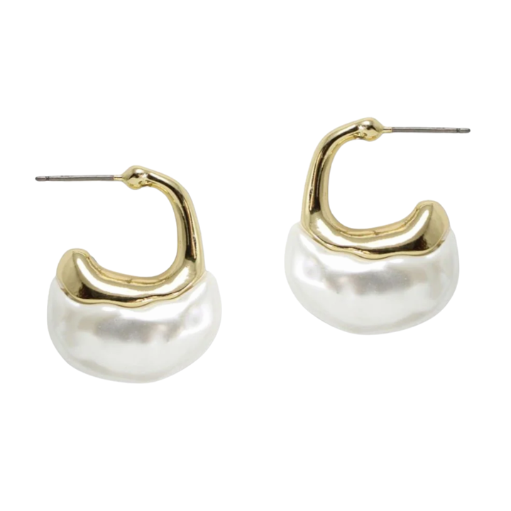 Good Feelings Freshwater Pearl C Shape Hoop Earring