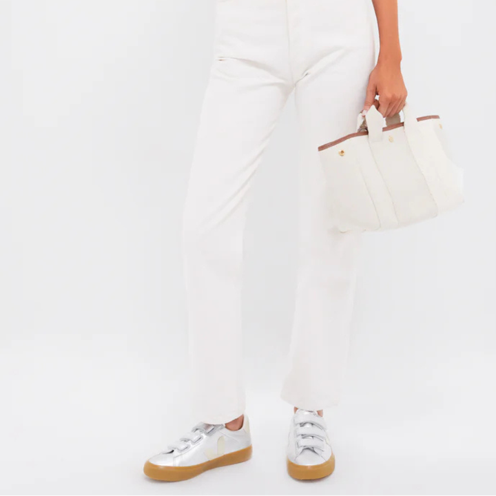 Veja Recife Leather Silver Pierre