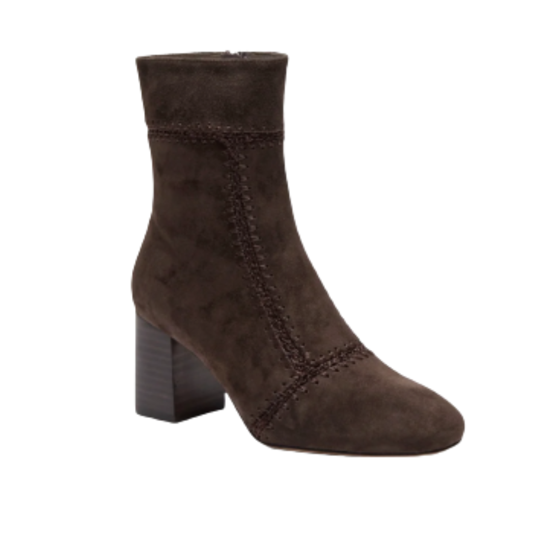Silent D Story Boot