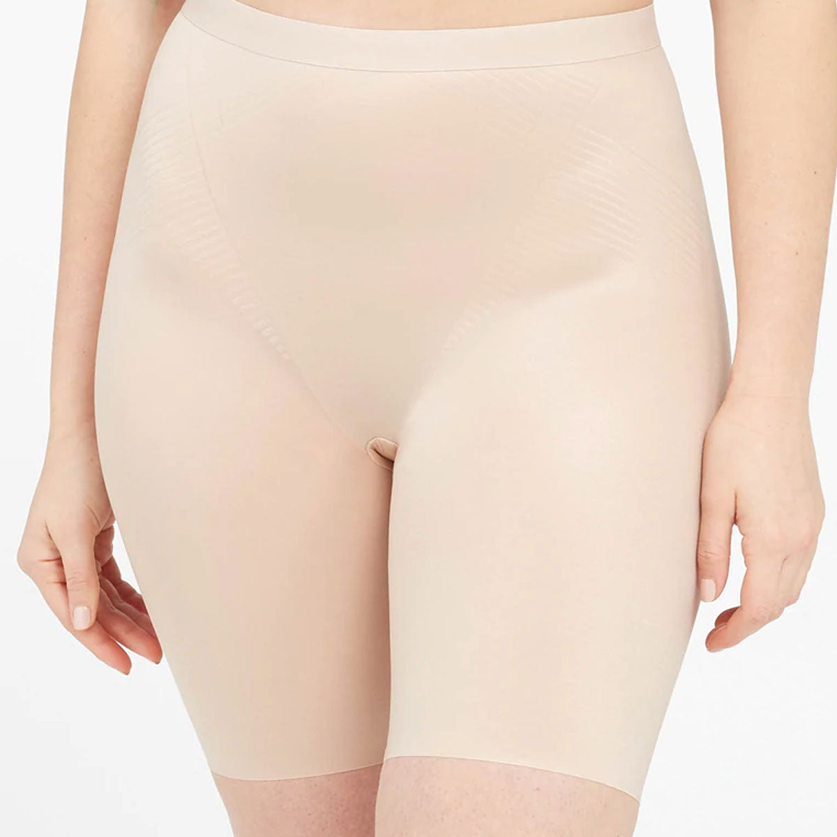 Spanx Thinstincts 2.0 High Waisted Mid-Thigh Short – Baehr Feet Shoe  Boutique